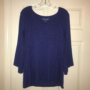 Blue bell sleeved blouse
